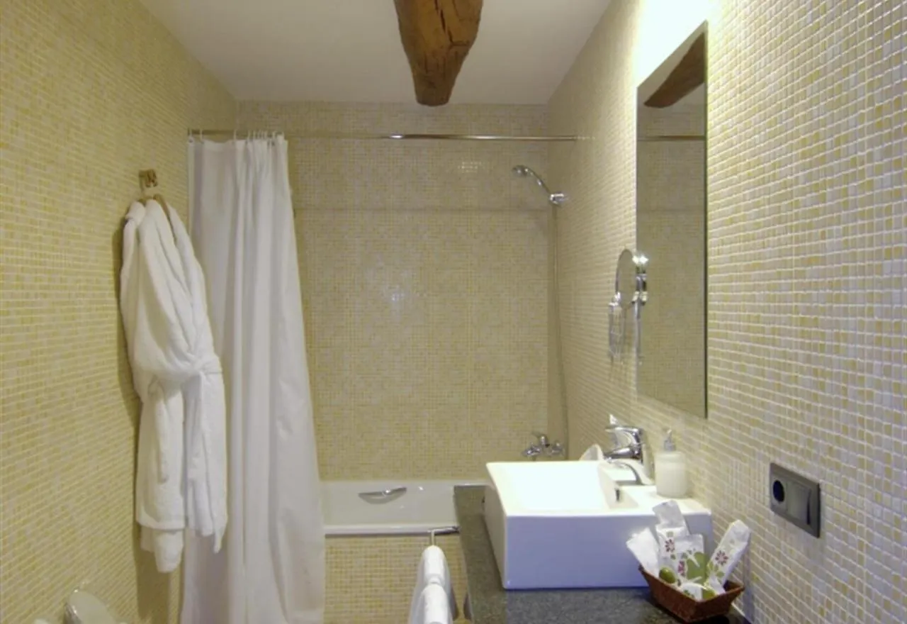 度假居 Luxury Stone Villa 赫罗纳